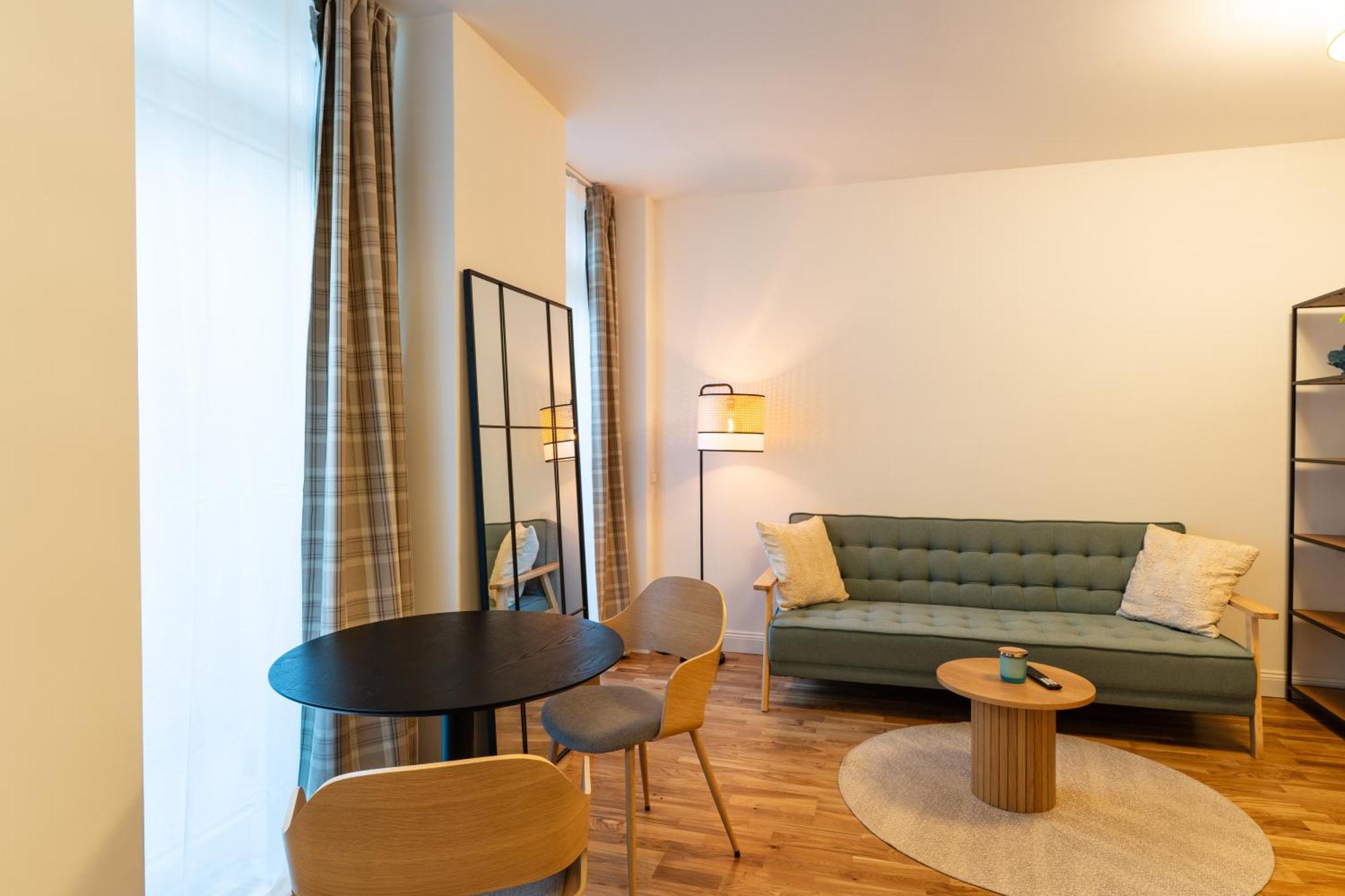 Appartement Helle Am Mehringdamm - Stylisch Und Zentral